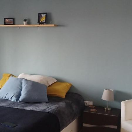 Apartamento Entero De Tres Habitaciones, Cerca De La Playa! Acogedor, Luminoso Y Tranquilo Malgrat de Mar Bagian luar foto