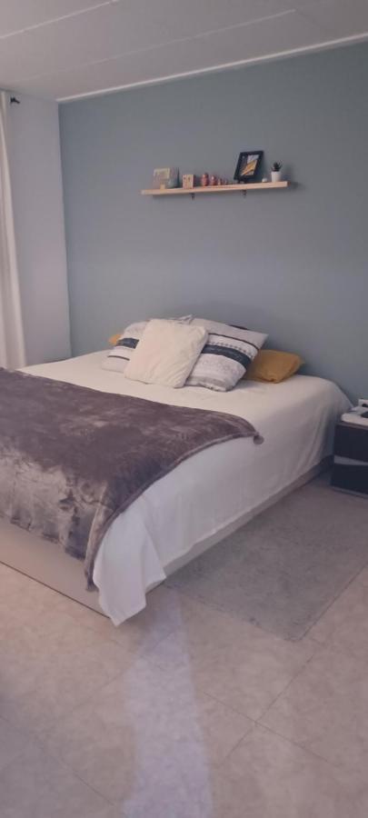 Apartamento Entero De Tres Habitaciones, Cerca De La Playa! Acogedor, Luminoso Y Tranquilo Malgrat de Mar Bagian luar foto