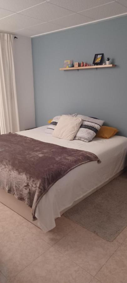 Apartamento Entero De Tres Habitaciones, Cerca De La Playa! Acogedor, Luminoso Y Tranquilo Malgrat de Mar Bagian luar foto